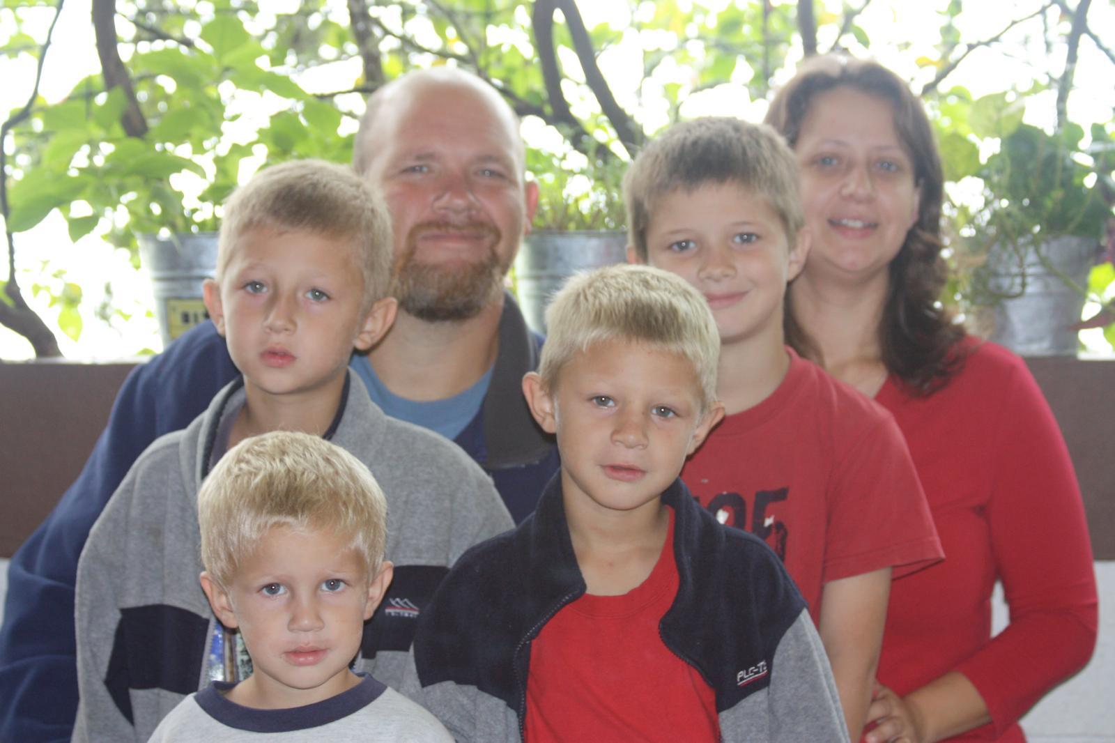 Beau and Rachel Barton family